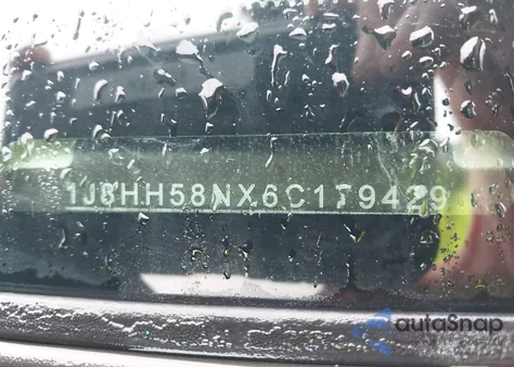 2006 Jeep Commander Limited from USA, damaged, VIN 1J8HH58NX6C179429